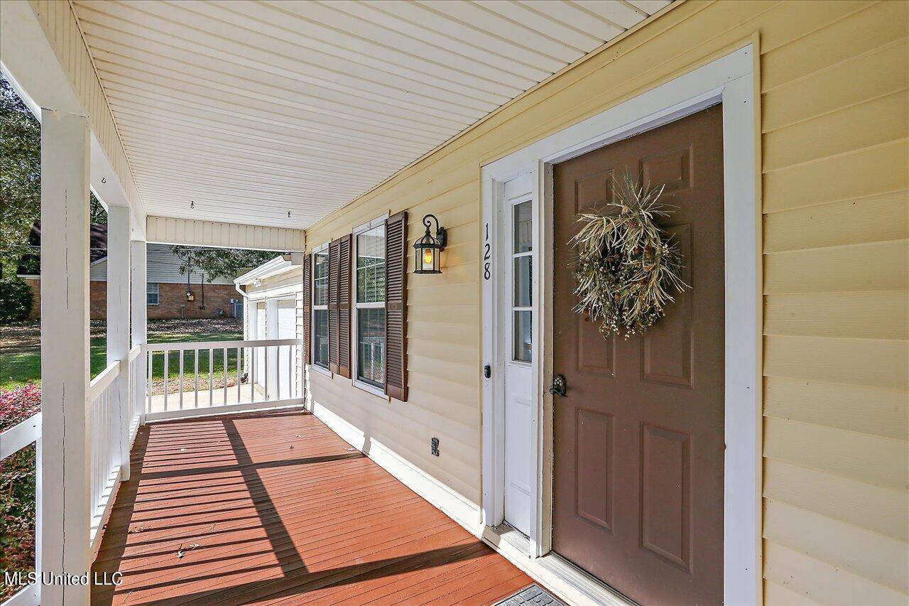Brandon, MS 39042,128 Bentley Drive Drive