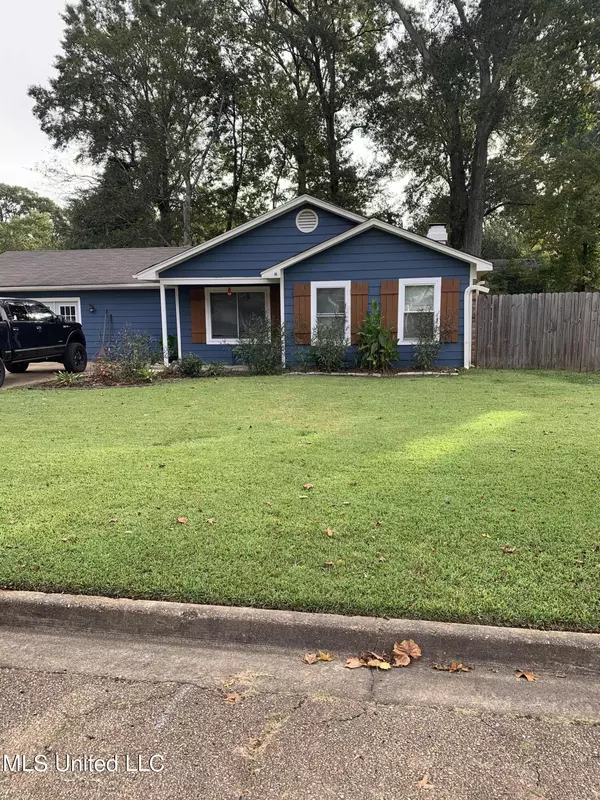 110 Pebble Lane, Clinton, MS 39056