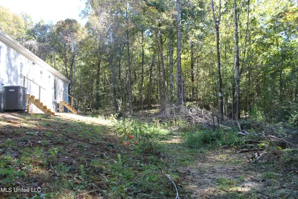 Byhalia, MS 38611,22 Cross Creek Cove