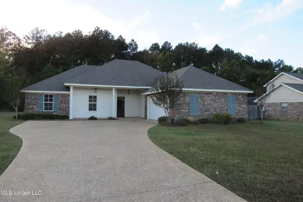 1069 Spanish Oak Drive, Pearl, MS 39208