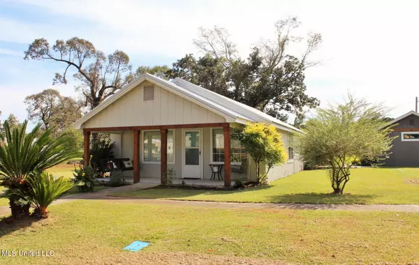 123 Gordon Road, Lucedale, MS 39452