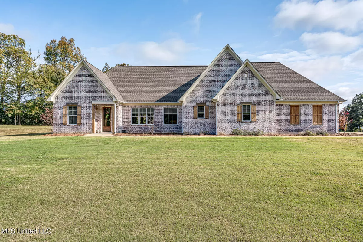 Byhalia, MS 38611,1120 Farley Road