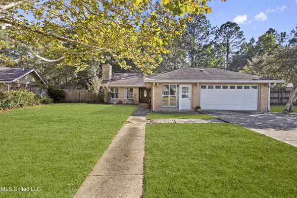 Ocean Springs, MS 39564,6704 Red Bud Lane