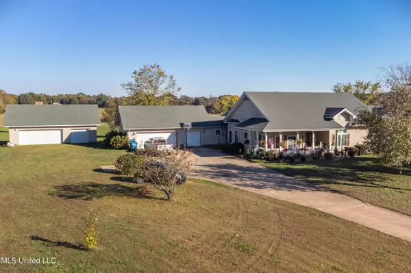 4964 Smith Road, Coldwater, MS 38618