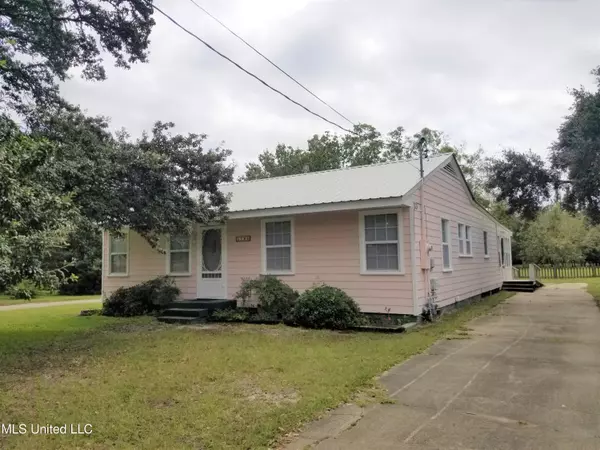 1125 E Old Pass Road, Long Beach, MS 39560