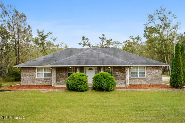 6172 Lakeshore Road, Bay Saint Louis, MS 39520