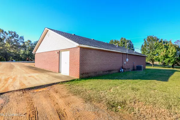 Ashland, MS 38603,518 Shiloh Road