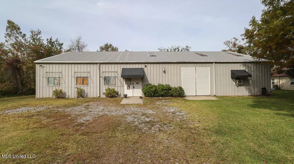 Long Beach, MS 39560,18124 Allen Road