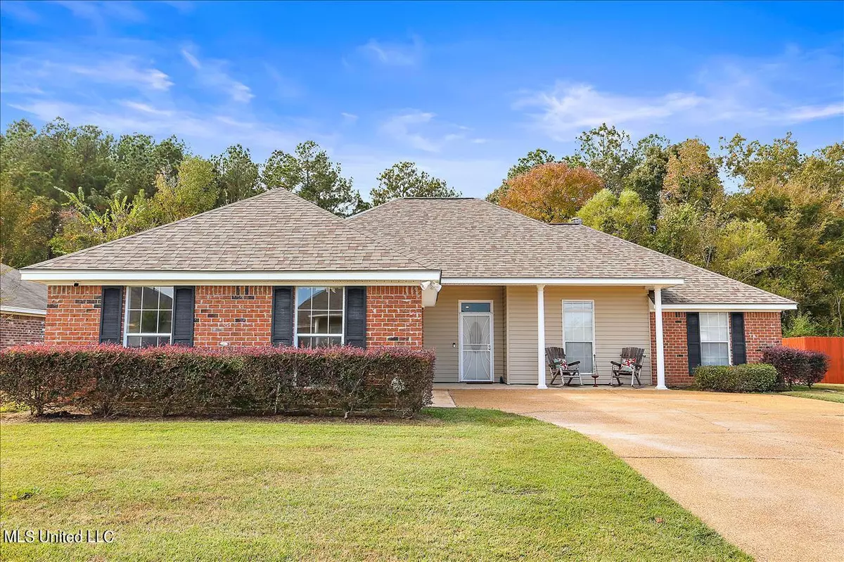 Pearl, MS 39208,1077 Spanish Oak Drive