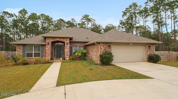 6888 Biddix Evans, Ocean Springs, MS 39564