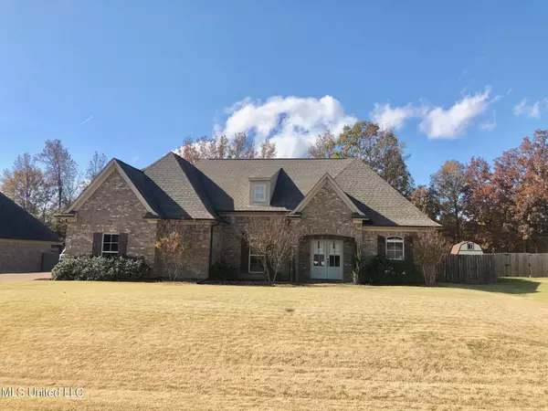 2223 Great Barrington Place, Nesbit, MS 38651