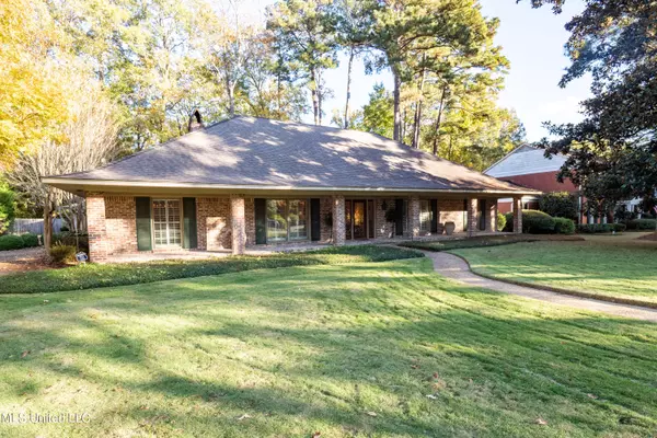 4330 N North Honeysuckle Lane Lane, Jackson, MS 39211