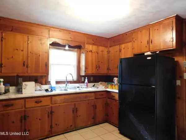 Holly Springs, MS 38635,184 Chatham Drive