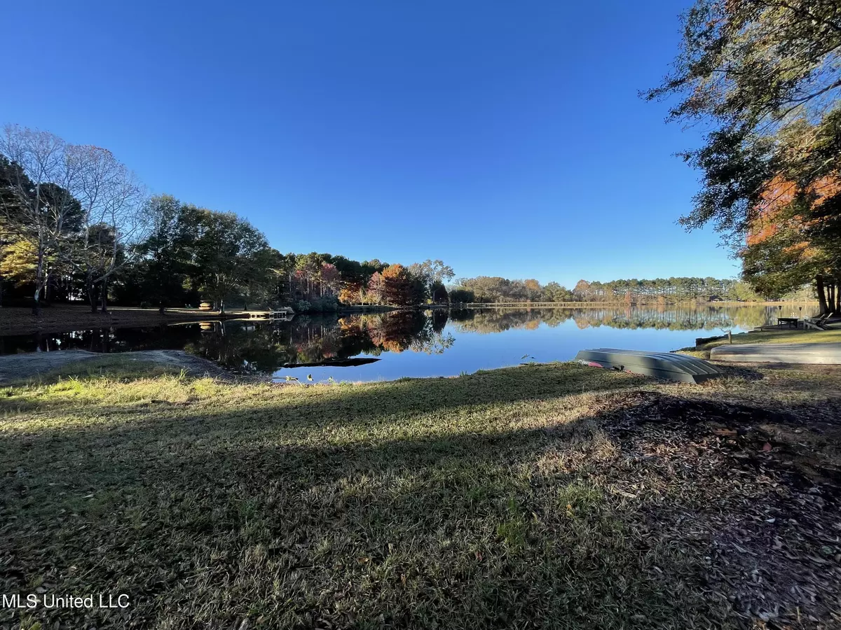 Flora, MS 39071,0 Weeks End Drive