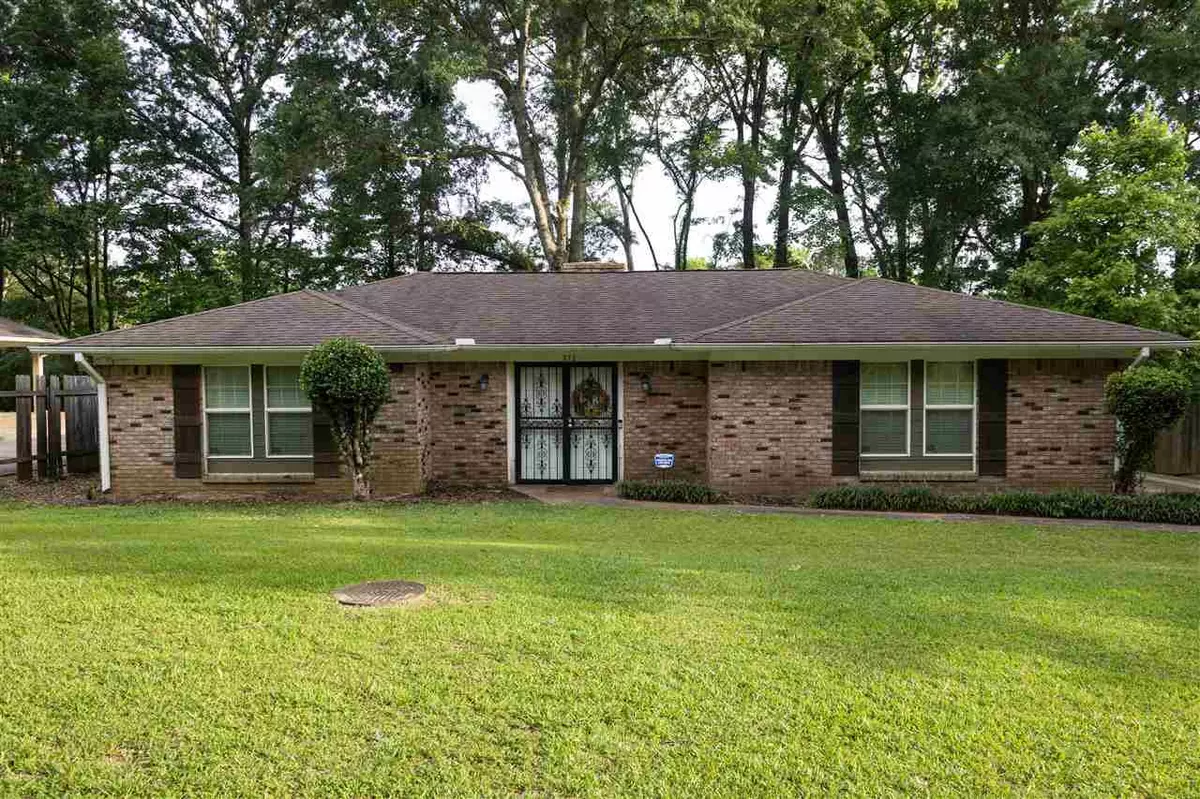 Jackson, MS 39212,373 Woodcliff Drive