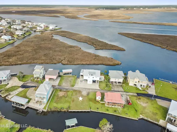 Bay Saint Louis, MS 39520,433 Skyline Drive