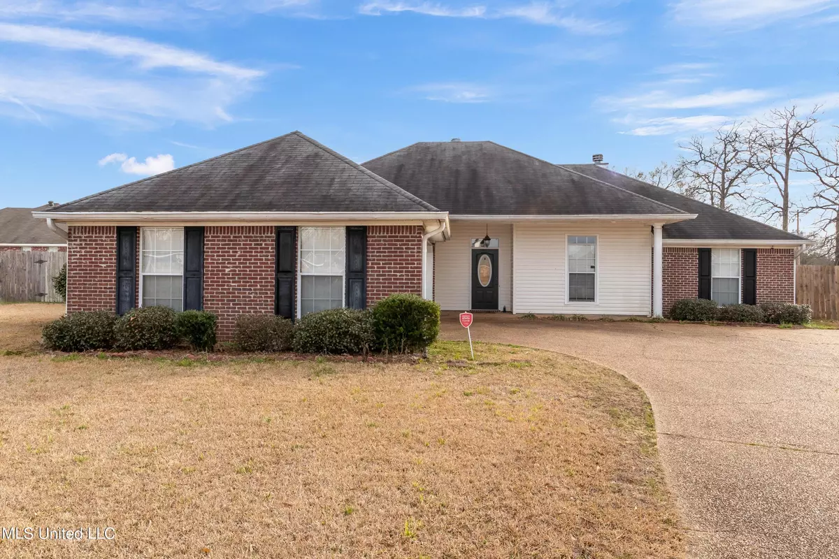 Pearl, MS 39208,605 Juniper Cove