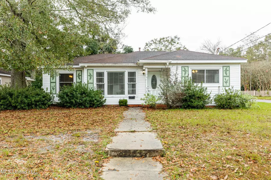 272 Dewey Circle, Biloxi, MS 39531