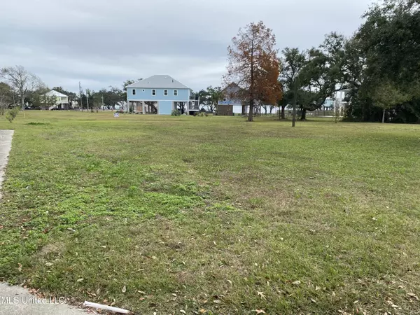 Long Beach, MS 39560,215 S Island View Avenue