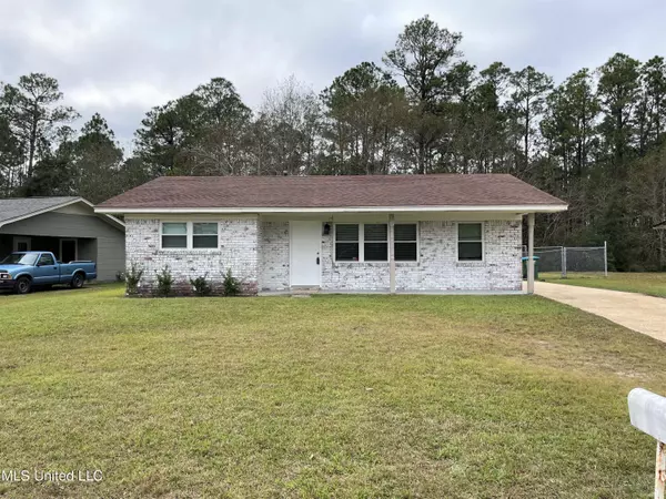 204 W Angela Circle, Gulfport, MS 39503