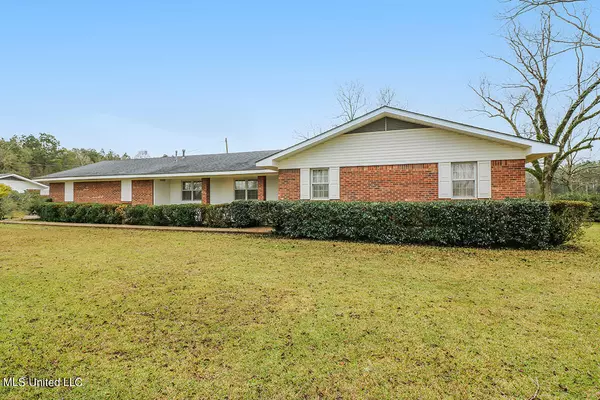 3150 Fig Farm Road, Lucedale, MS 39452