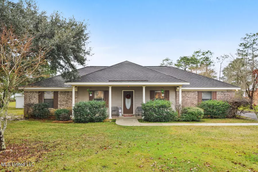 19565 E Riverline Drive, Saucier, MS 39574