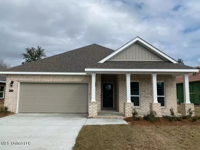 Ocean Springs, MS 39564,7320 Shearwater Way