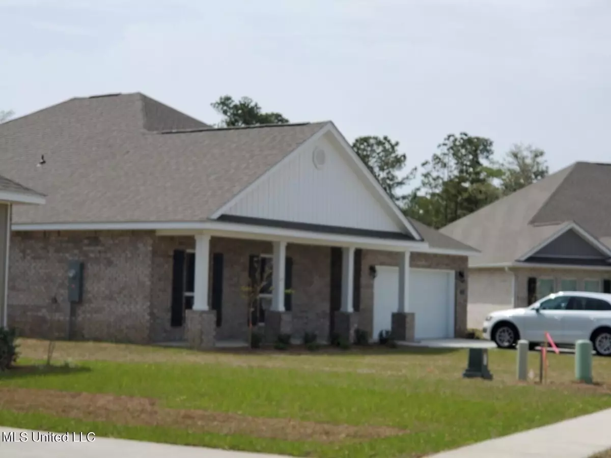 Ocean Springs, MS 39564,7245 Barley Drive