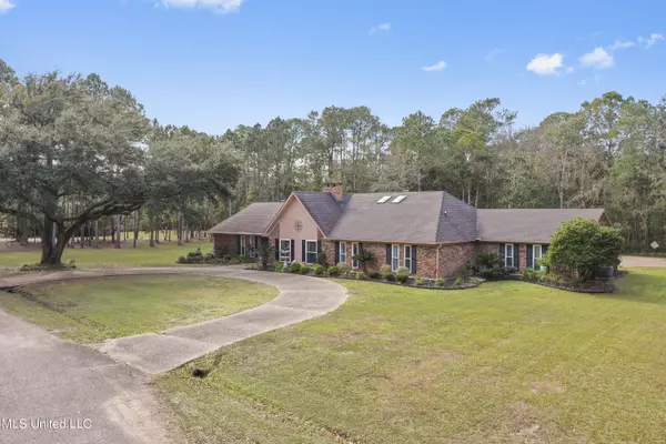 1601 Fairhaven Drive, Gautier, MS 39553