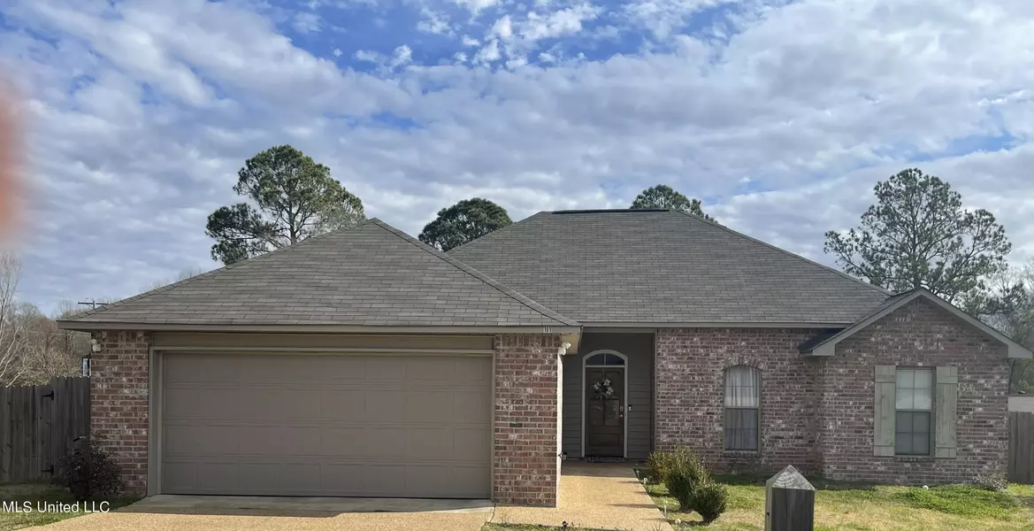101 Belle Chasse Drive, Byram, MS 39272