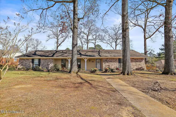 112 Forest Ridge Circle, Brandon, MS 39042