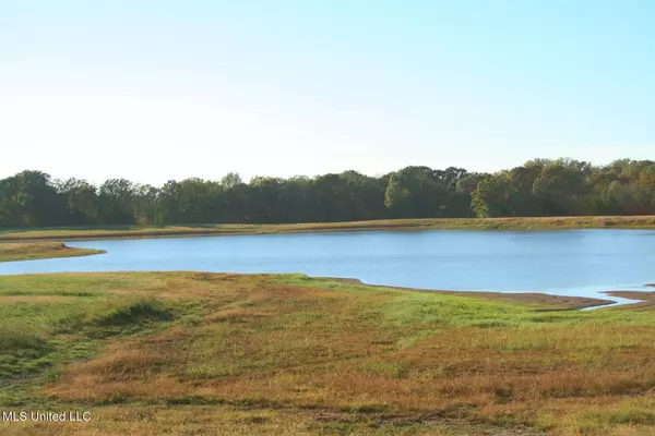 Senatobia, MS 38668,8 Como Trace Drive