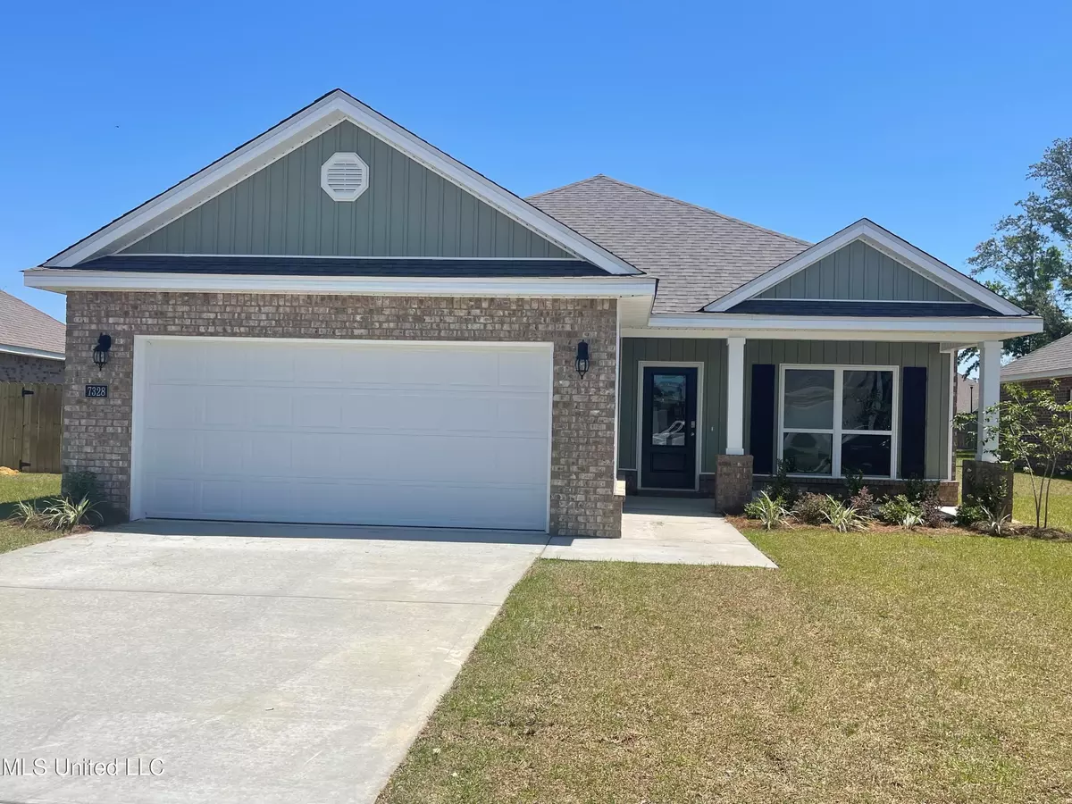 Ocean Springs, MS 39564,7328 Shearwater Way