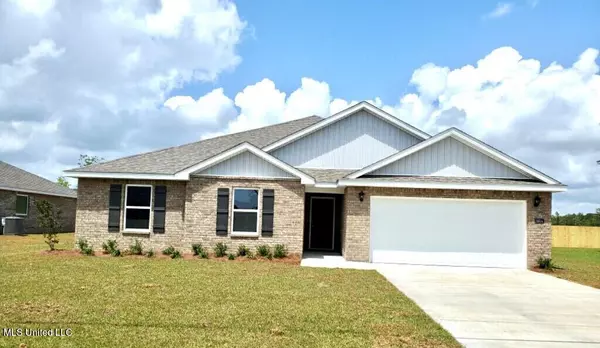 8604 Palmetto Drive, Ocean Springs, MS 39564