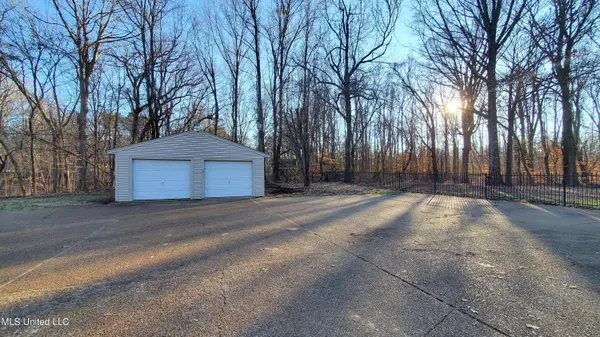 Walls, MS 38680,6805 Scenic Hollow Road