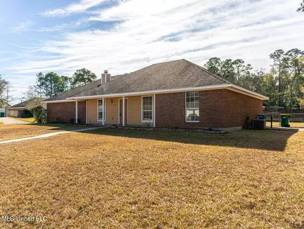 Ocean Springs, MS 39564,11401 Wedgewood Lane