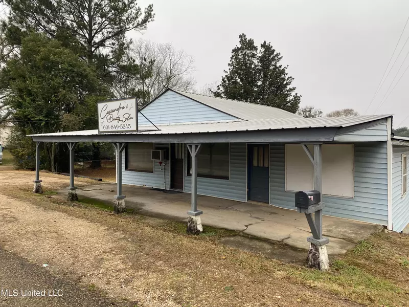 1009 Laurel Drive, Magee, MS 39111