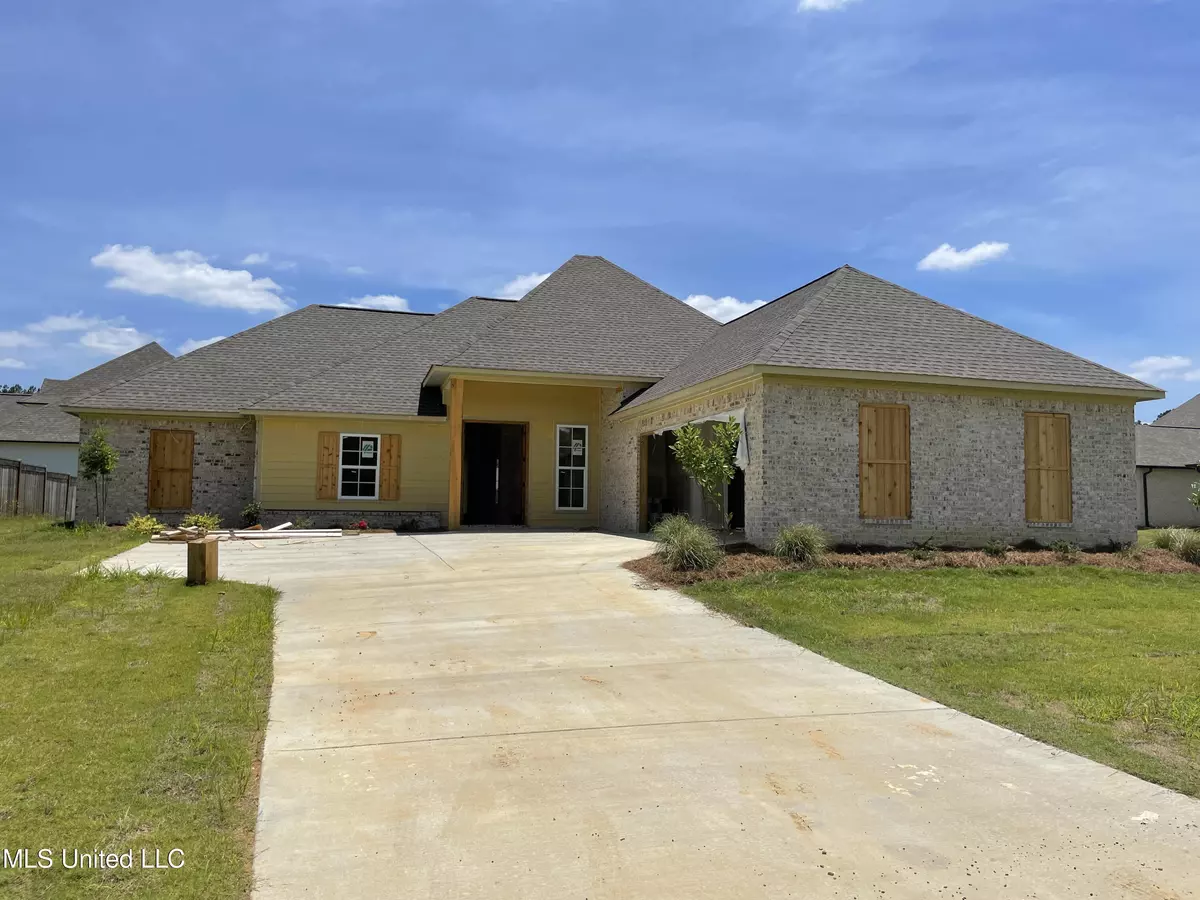 Brandon, MS 39047,229 Reservoir Way