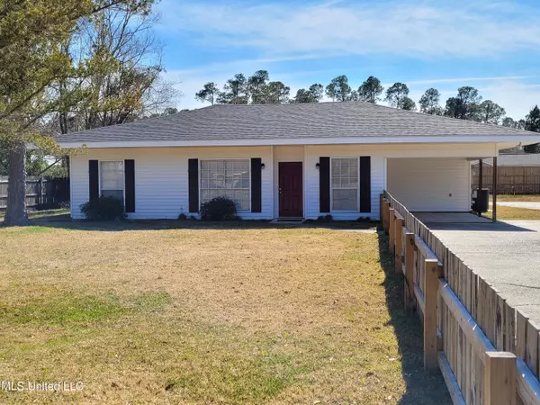 410 Old Spanish Trail, Waveland, MS 39576