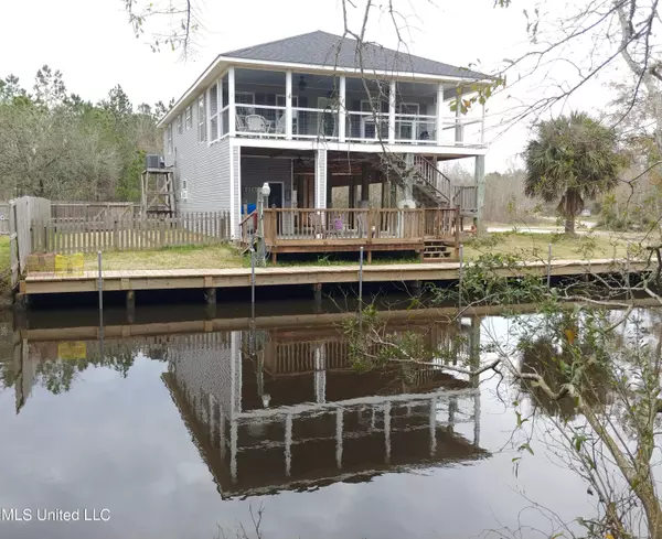 4229 21st Avenue, Bay Saint Louis, MS 39520