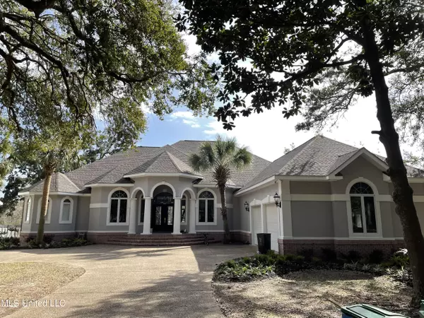 620 Grand Oaks, Pascagoula, MS 39567