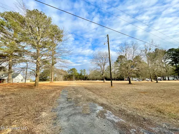 Carthage, MS 39051,138 Pollard Road