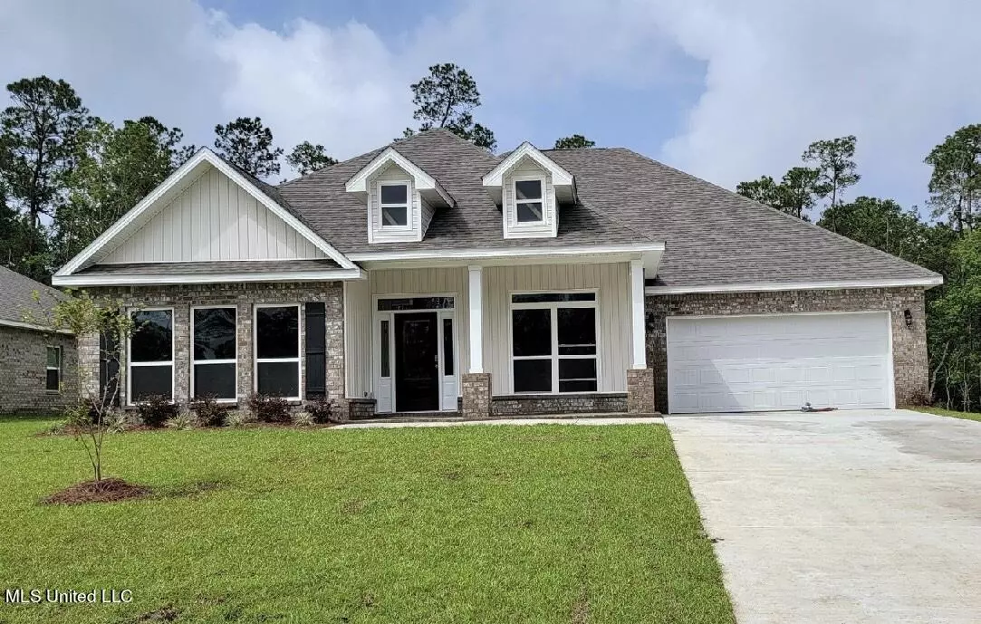 Ocean Springs, MS 39564,6021 Penni Lane