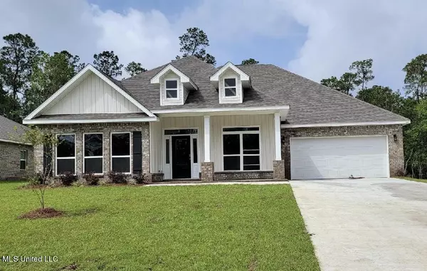 6021 Penni Lane, Ocean Springs, MS 39564