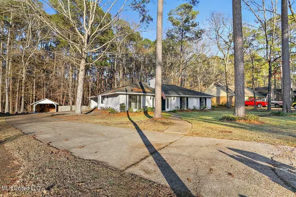 Brandon, MS 39047,211 Redbud Trail