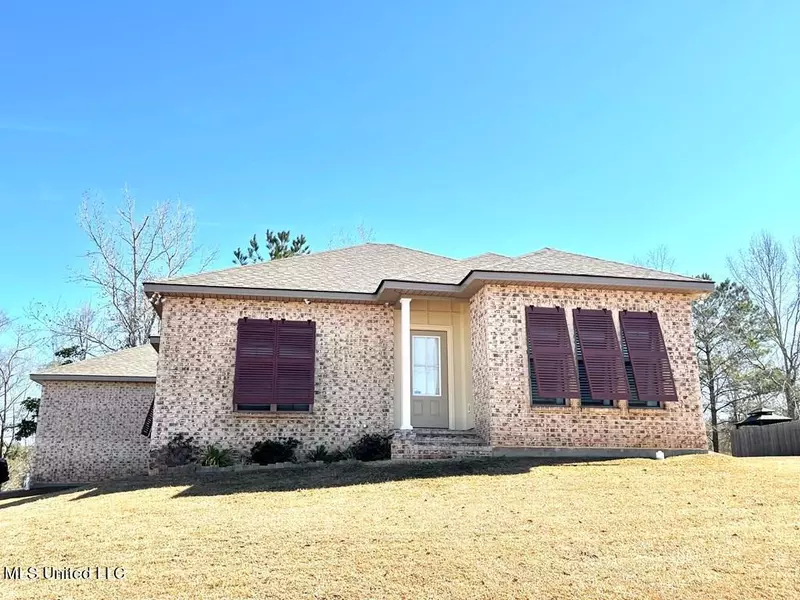 101 Iberville Place, Carriere, MS 39426