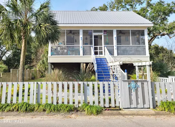 117 Beach View Drive, Pass Christian, MS 39571