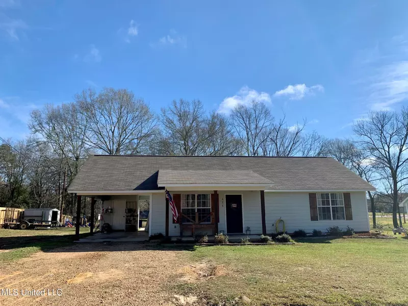 626 W Pecan St, D Lo, MS 39062