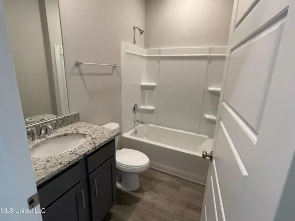 D'iberville, MS 39540,15350 Woodmanse Way