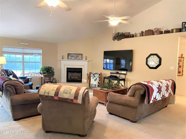 D'iberville, MS 39540,15245 Camelot Drive